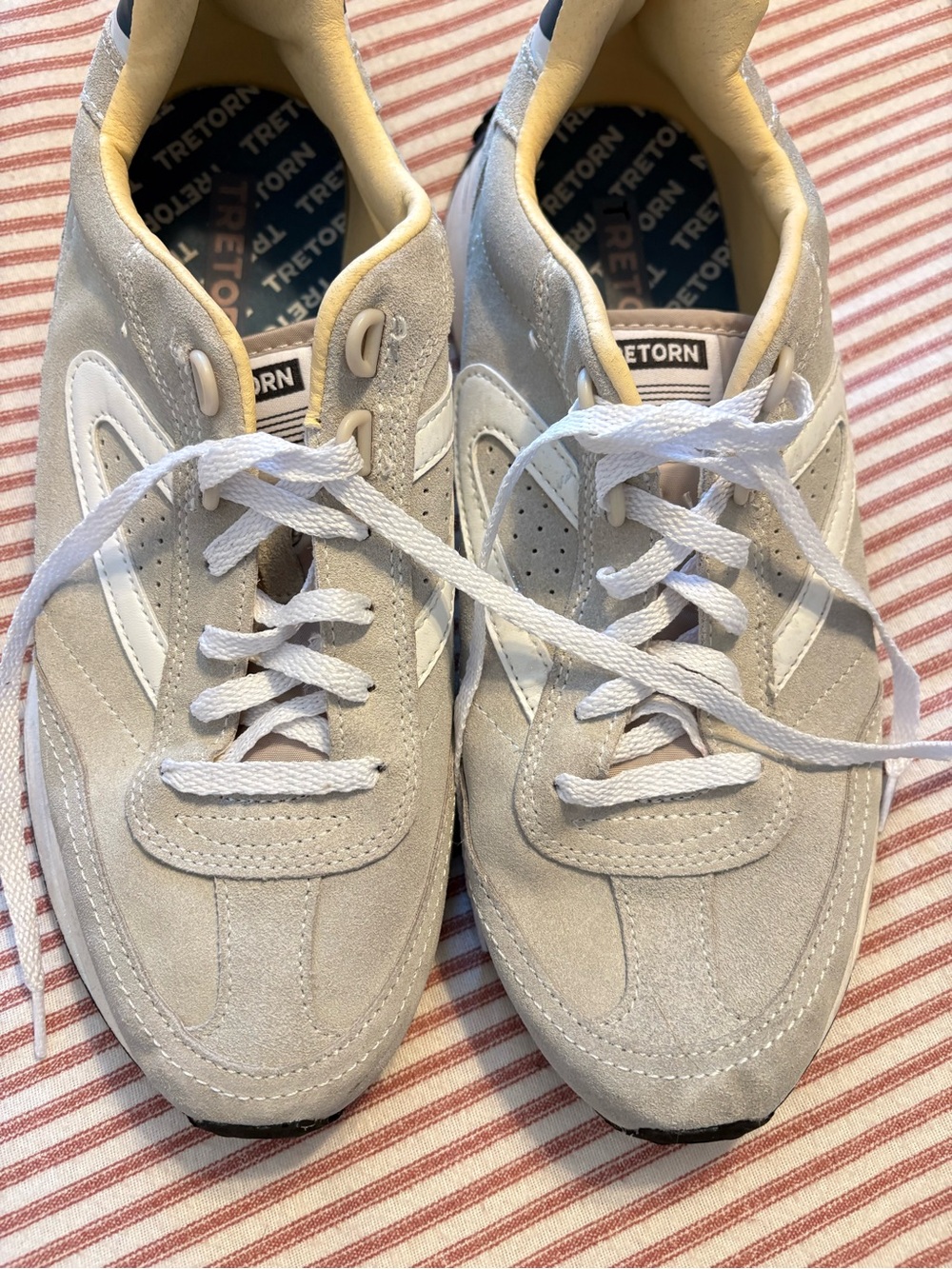 Tretorn Suede Low-Top Sneakers in Light Gray & White
